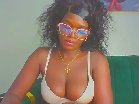 cutesmiling webcam