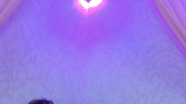 AmmyJones_ webcam