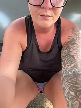_ElizabethLove_