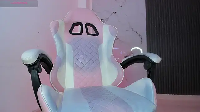 Chloemuaak live sex cam