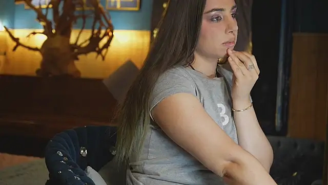 VanessaDoyle webcam