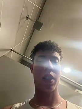 yoursexyjose webcam
