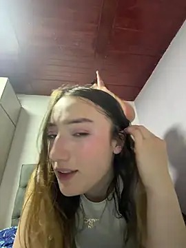 Valery_Salmons webcam