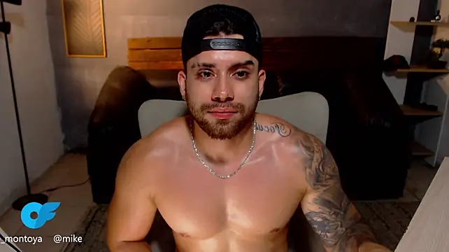 Mike_montoya01 webcam