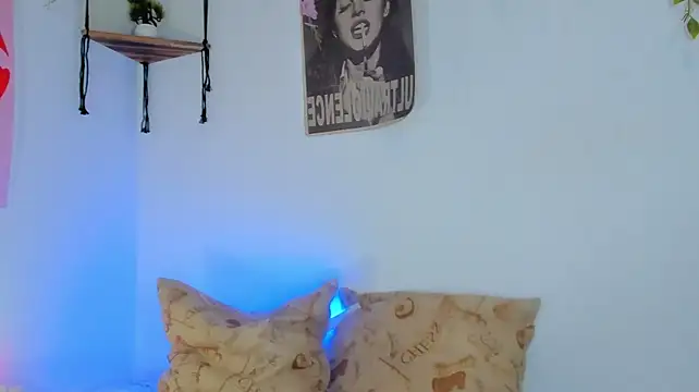 MarieTaylor_ webcam