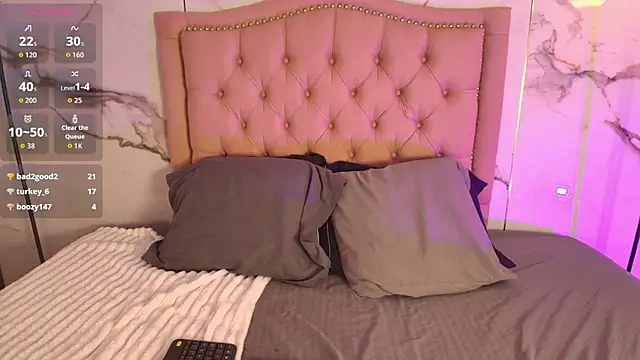 Suxan_White_ live cam on StripChat