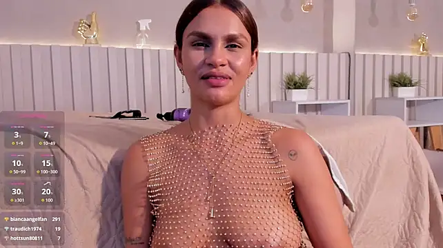 bianca_angel_ live cam on StripChat