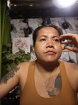 TabooSHOWgirl18 webcam