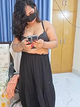 Bristy--- live sex cam