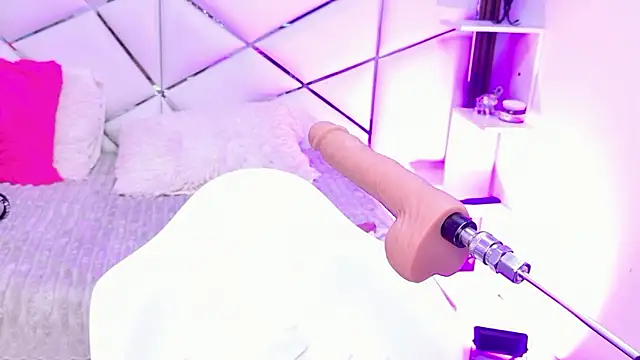 Scarlett__Moon live cam on StripChat
