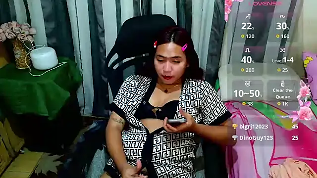 xLickme24 webcam