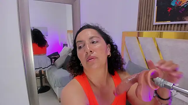 Luna_Naughty1 webcam