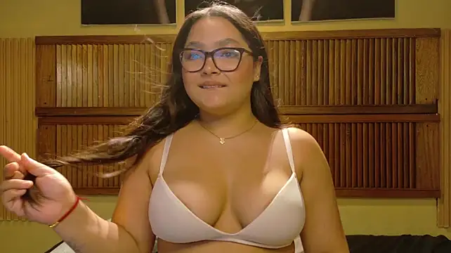 celestewhitess webcam