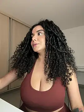 Curlyierr webcam