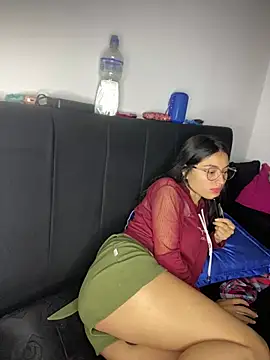 hotwife26 webcam