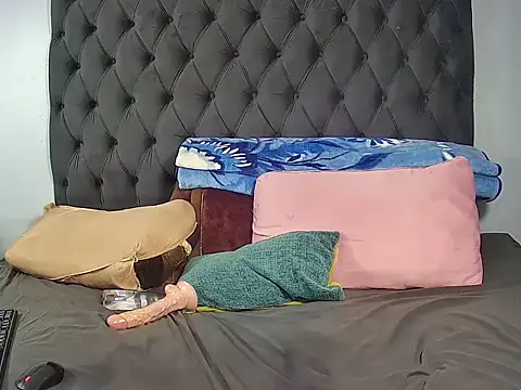 Puxxyclutt webcam