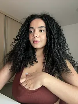 Curlyierr webcam