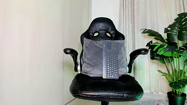 Biscuit_oliva webcam