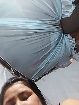 BigAss-69 webcam