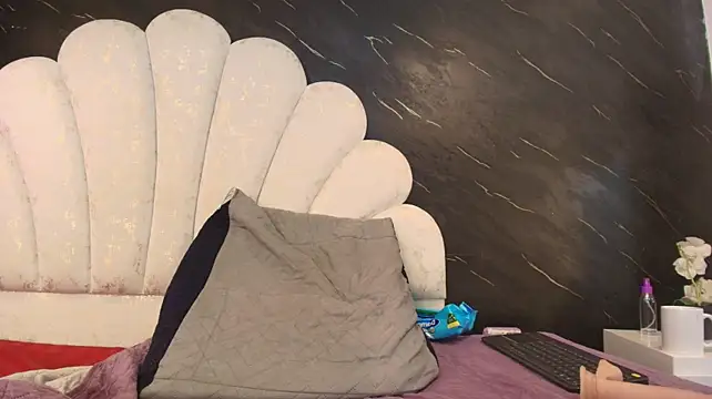 kissme_luna webcam