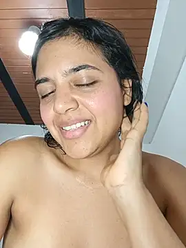 Ailyn_seraph webcam