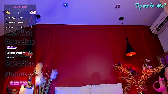 Mayzzie live sex cam