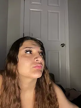 treasurebabii webcam