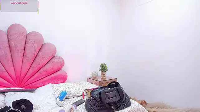 MelodyPrice webcam