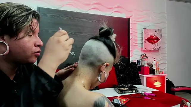 inkedsinners_ live cam on StripChat