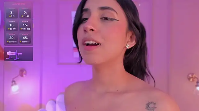 zia_cooper webcam