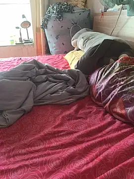 FleckedAlbum live cam on StripChat