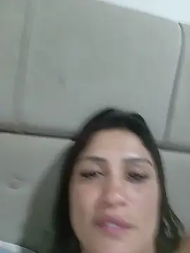 Milabri live cam on StripChat