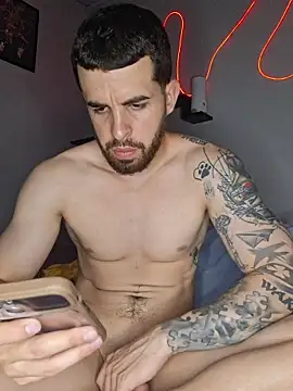 Cubanotatuado webcam