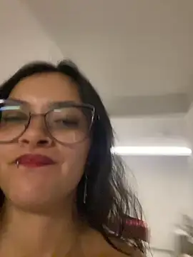 EmmaCurvyy webcam