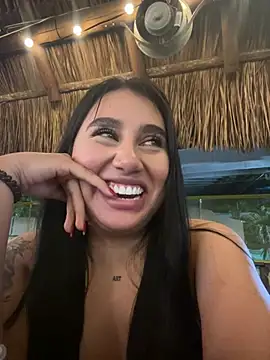 Sophie_Dreamss live cam on StripChat