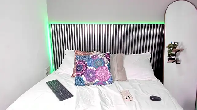 Amber_Milers webcam