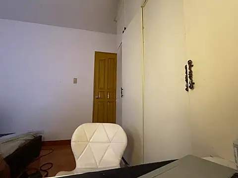 YourPrettyBella_TS webcam