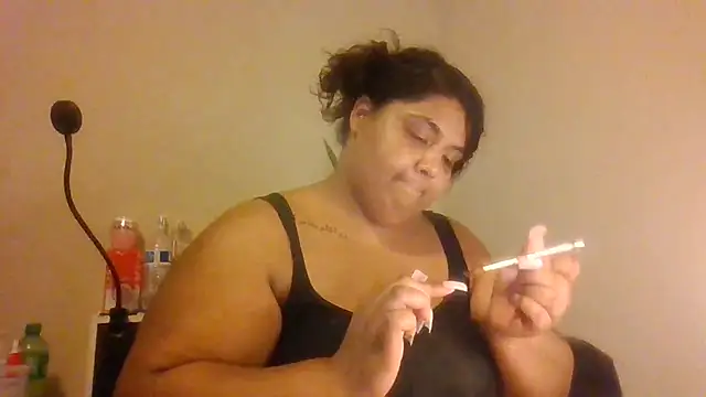 1n0nlythroat webcam