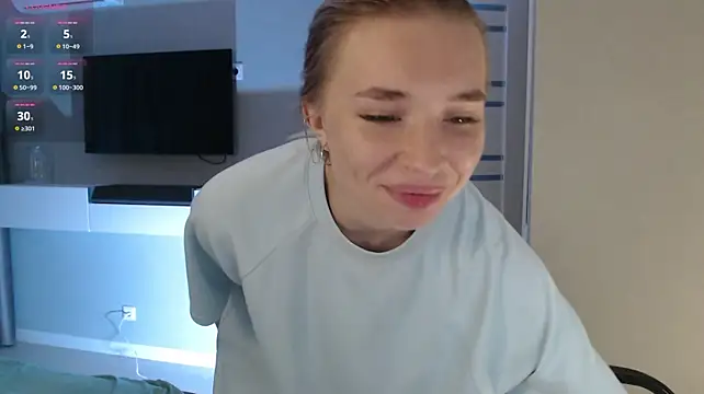 Emily_Hartt webcam