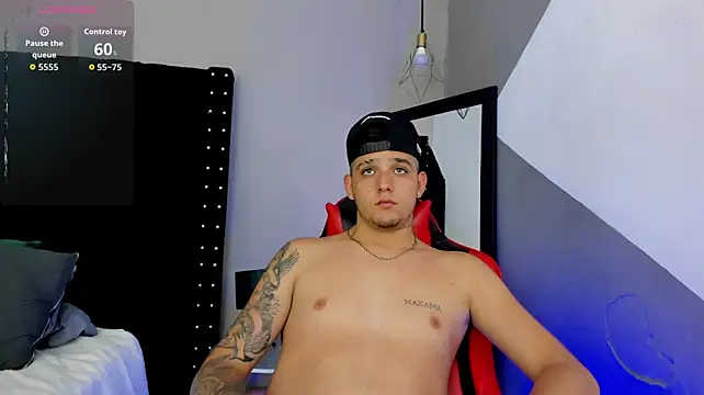 Boy_Mathew webcam