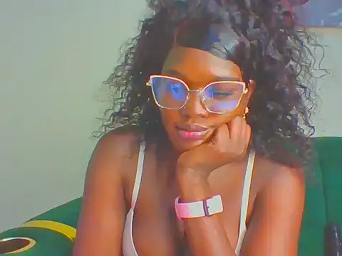 cutesmiling webcam