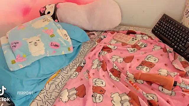 princessluna_19 webcam