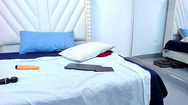 Paulynavera webcam