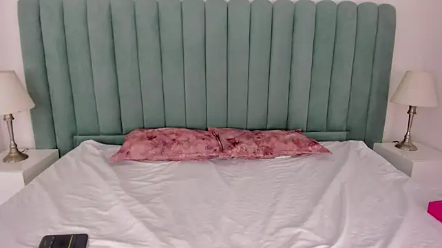 kimjonnes01 webcam