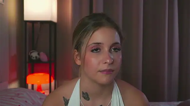 loveseekins (F teen) - flash my panties teasing you