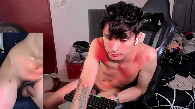 cute_diego_ webcam