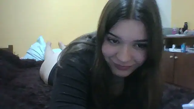 frutillitaaok_ live cam on StripChat