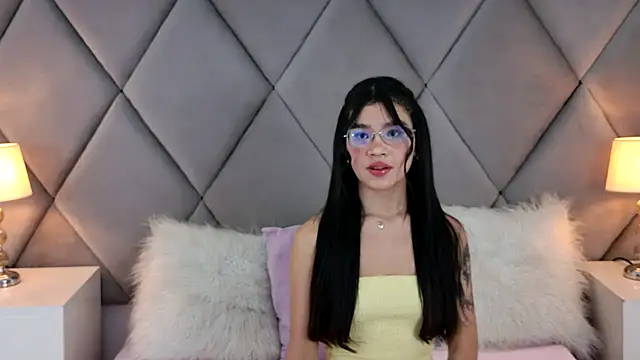 OliviaDiaz live cam on StripChat
