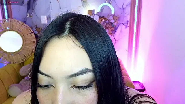 ALISS_M_ live cam on StripChat
