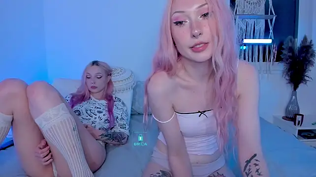 AlexRoseLiRed webcam